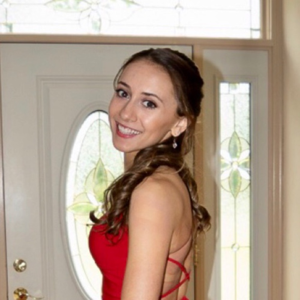 Meet your Posher, Julie